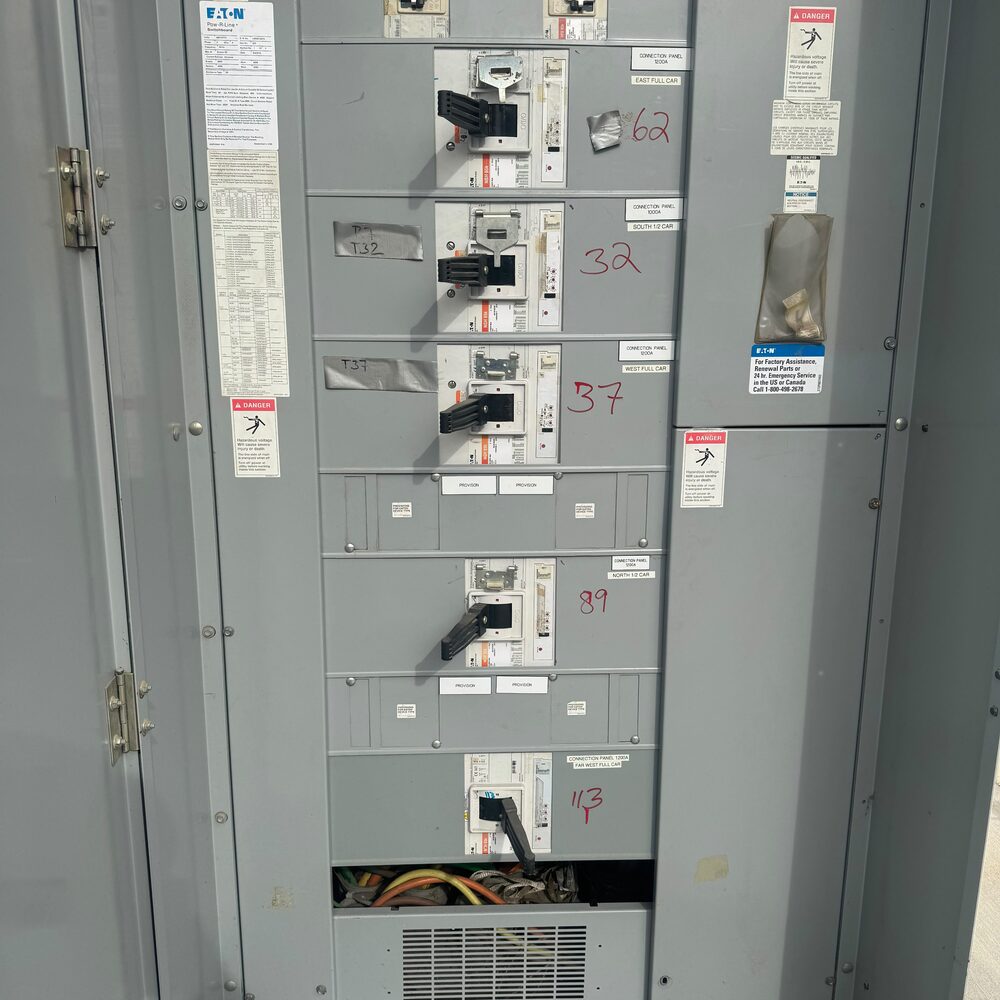 Eaton Pow-R-Line switchboard feeding rail car connection panels